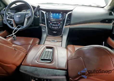 2015 Cadillac Escalade Esv Premium z USA, uszkodzony, nr VIN 1GYS4TKJ4FR644958